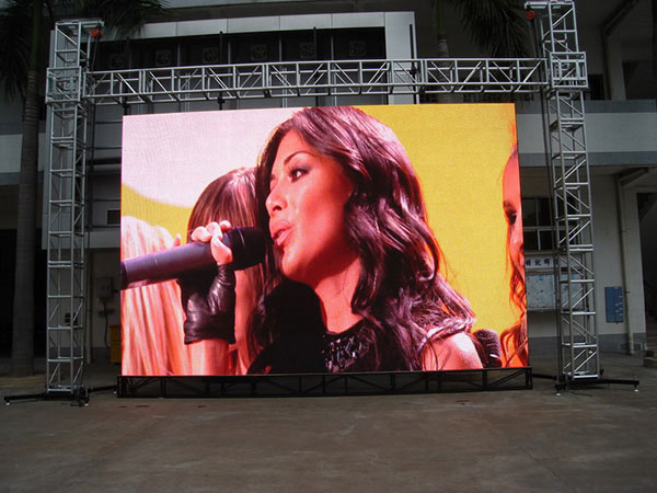 China outdoor SMD led display