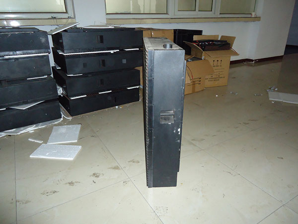 full sealed waterproof cabinet.jpg